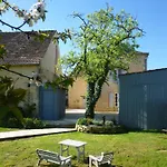 Un Ange Passe Bed & Breakfast Le Buisson-de-Cadouin