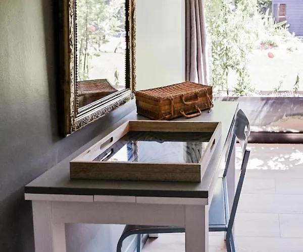 Un Ange Passe 住宿加早餐酒店 4*