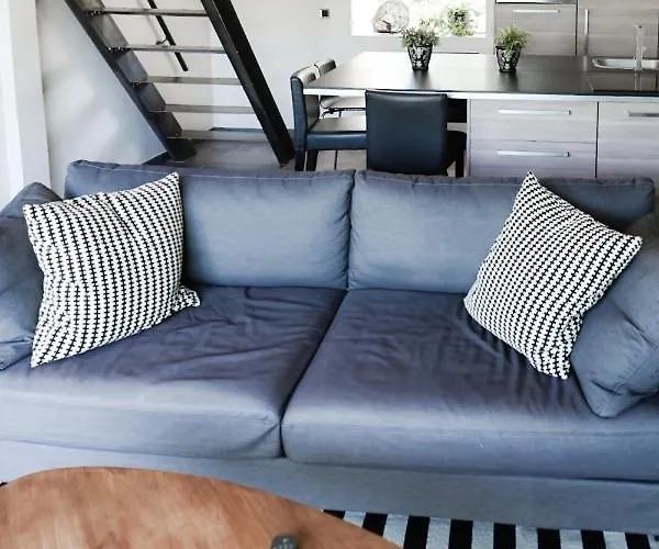 Un Ange Passe 勒比松德卡多恩